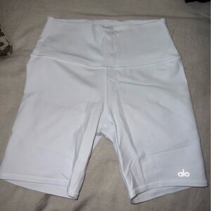 ALO BIKER SHORTS